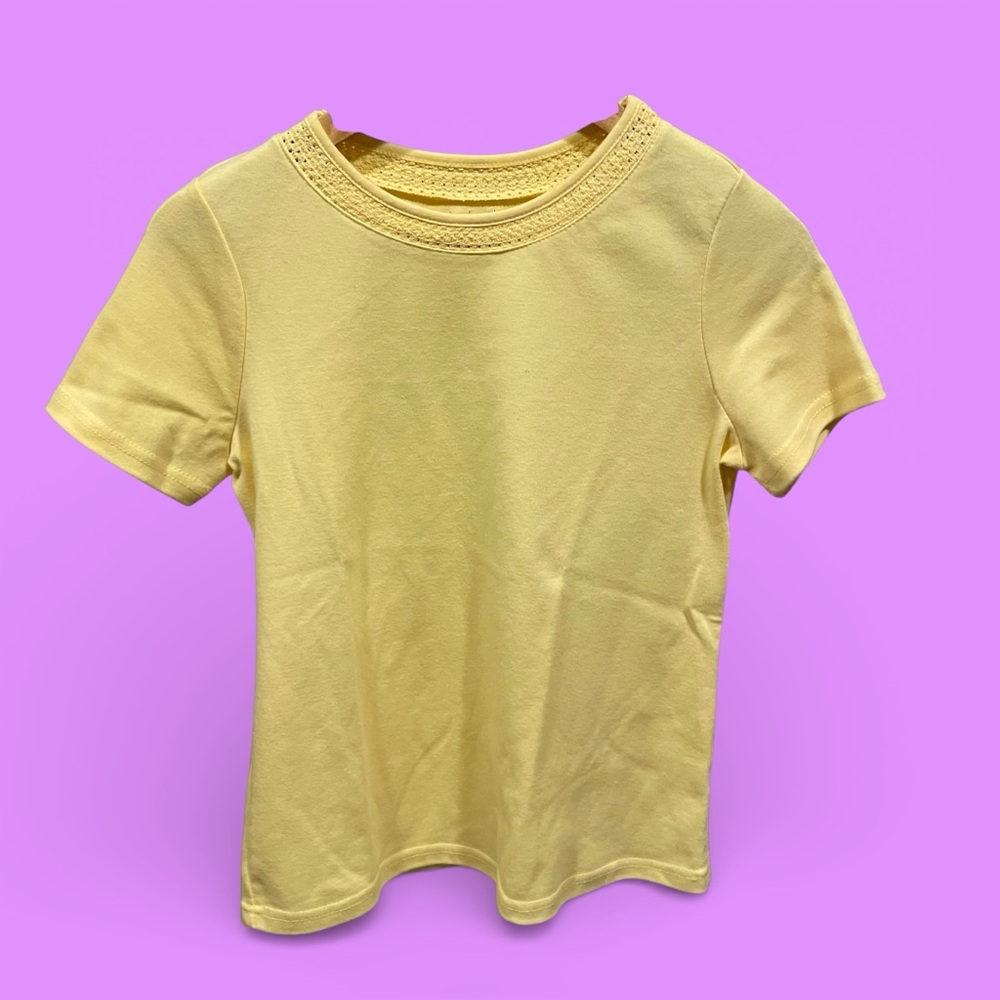 Cute crochet collar buttercup yellow cotton blend top classic basics pastel